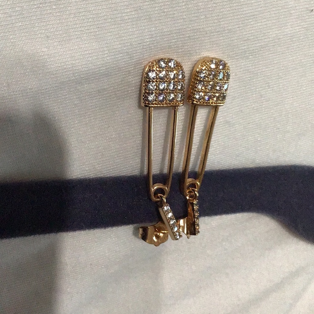 Fashion Rose tone earrings